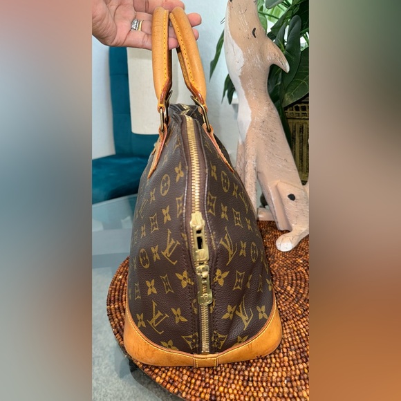 Louis Vuitton Alma Monogram Pm EUC! - Picture 6 of 11